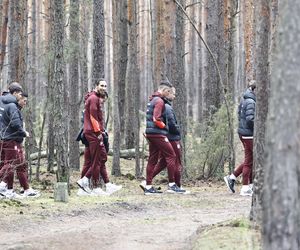 Polska - Holandia. Piłkarze poszli do lasu
