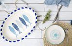 Biało-niebieska porcelana i ceramika