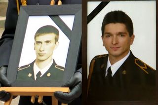 Dwóch strażaków zginęło w płonącej hali. Mija 8 lat od tragedii w Białymstoku