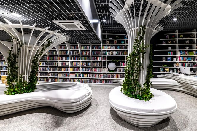 Metroteka – biblioteka na stacji metra M2 Kondratowicza w Warszawie