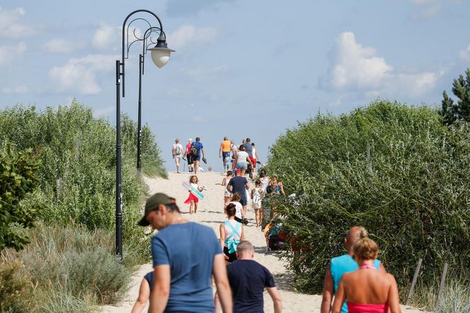 Oto najpiękniejsza plaża w Polsce według czytelników Travelist. Turyści nazywają ją "Majorką Północy"
