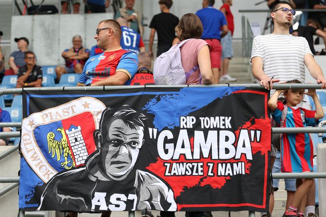 Kibice na meczu Piast Gliwice - Górnik Zabrze