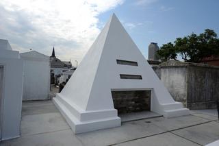 Nicolas Cage chce być pochowany w piramidzie