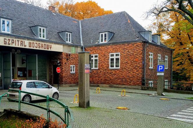 Żandarmeria wkroczyła do szpitala wojskowego w Szczecinie. Trzy osoby zatrzymane
