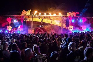 Skandal na francuskim festiwalu: 145 osób ukłutych strzykawkami podczas zabawy. Co wydarzyło się na Fête de la Musique?