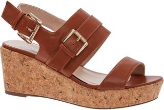 Ubrania, buty i akcesoria na lato w TK Maxx. Zobacz, co znajdziesz w sklepach!