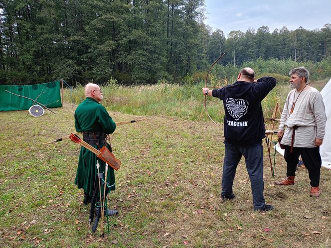 Odbywający się w Mrozach Festyn Archeologiczny to wydarzenie, które z roku na rok przyciąga coraz więcej umieszkańców regionu i turystów