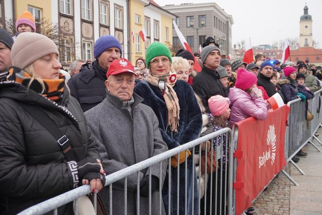 Tak białostoczanie uczcili Narodowe Święto Niepodległości 2024 w Białymstoku [ZDJĘCIA]