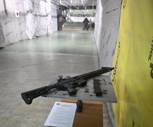 Zawody strzeleckie w Warszawie. Z bronią weterani, funkcjonariusze i żołnierze