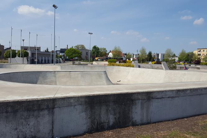 Młody mężczyzna zasłabł na Skateplazie  