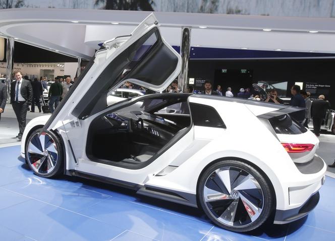 VW Golf GTE concept