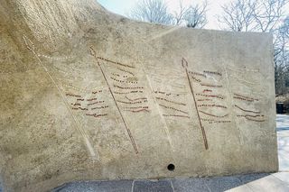 Kołobrzeg - Pomnik zaślubin z morzem