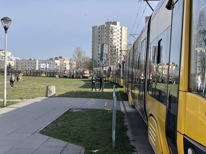 Dramat na Białołęce. 5-latek wjechał rowerkiem pod tramwaj 