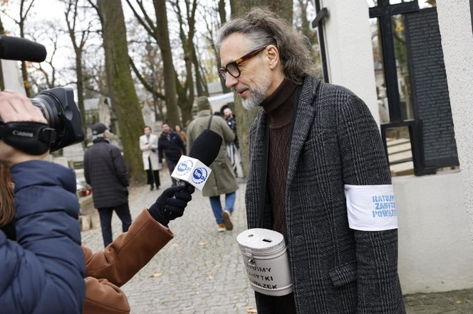 Gwiazdy kwestują na Starych Powązkach