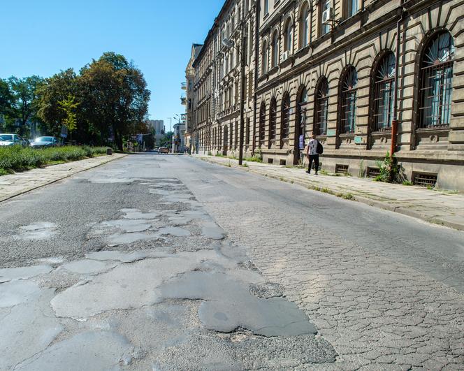 Rozpoczął się kolejny remont drogi w Śródmieściu. Sprawdź, gdzie spodziewać się utrudnień