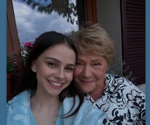 M jak miłość nowy sezon. Basia (Karina Woźniak), Barbara (Teresa Lipowska) na planie