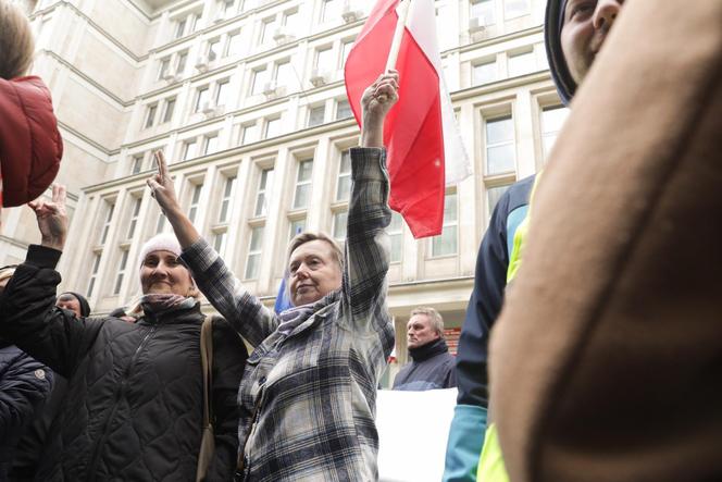 Protest pracowników Poczty Polskiej w Warszawie