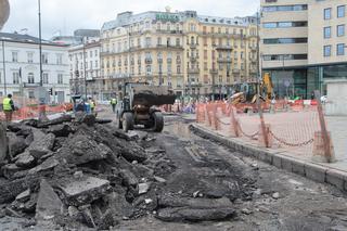 Kiedy koniec remontu Placu Trzech Krzyży? Znamy datę!