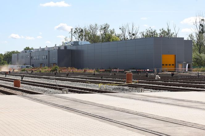 Budowa stacji postojowo-technicznej Mory (sierpień 2025)