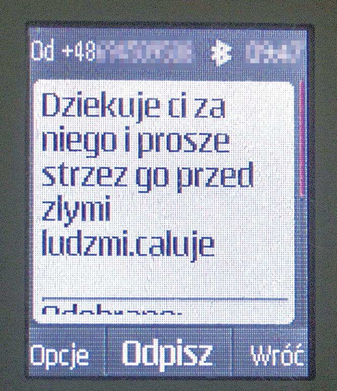 Wysyłał jej miłosne SMS-y z Watykanu