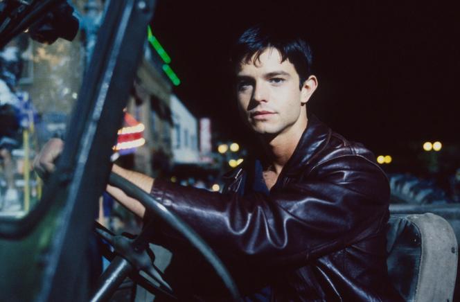 Jason Behr jako Max Evans