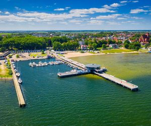 Polskie plaże z wodą jak na Costa del Sol. Bałtyk latem zmienia się tu w rajskie tropiki