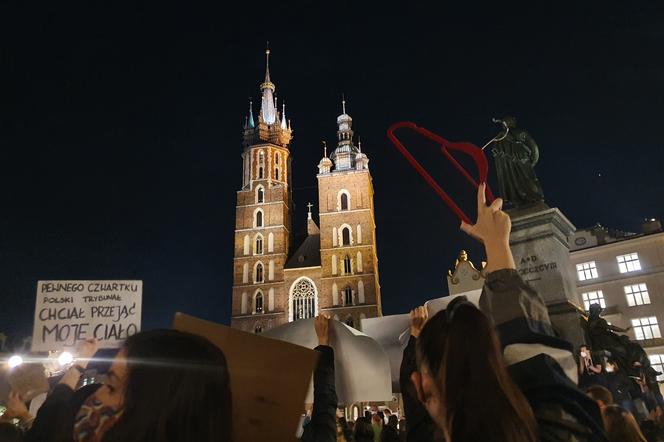 Strajk Kobiet w Krakowie. Protest na Rynku Głównym [27.10.2020]