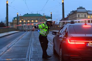 Strzelanina na uniwersytecie w centrum Pragi. Są ofiary śmiertelne! 