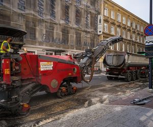 Warszawa. Przebudowa ulic Złotej i Zgoda