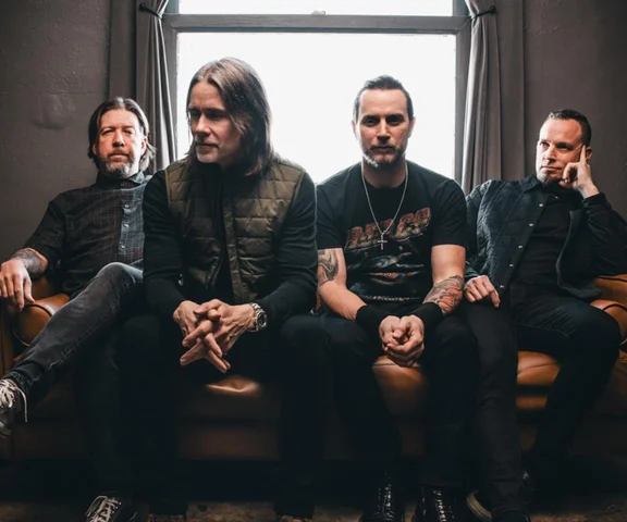 Kolejny singiel, promujący nadchodzący album Alter Bridge! Posłuchaj Playing Aces