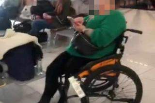 Pasażerowie z Rzeszowa prawie dobę czekają na lotnisku.