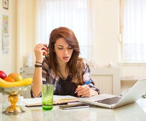 DIETA studenta - co warto jeść, aby poprawić pamięć i szybkość uczenia się