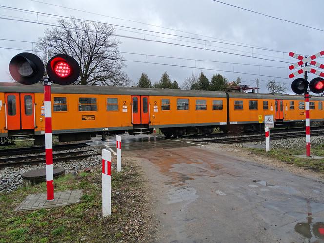 PLK zwiększyły bezpieczeństwo na 120 przejazdach Warmii i Mazur 