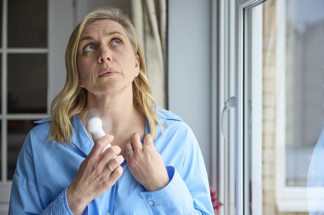 Uderzenia gorąca, bezsenność i nerwowość? Tak złagodzisz objawy menopauzy