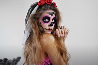 Makijaż na Halloween 2020 krok po kroku - umierająca panna młoda [TUTORIAL WIDEO]