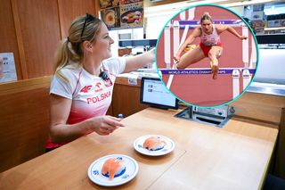 Piękna Pia Skrzyszowska przyłapana w restauracji. Nie uwierzycie, co pałaszowała [ZDJĘCIA]