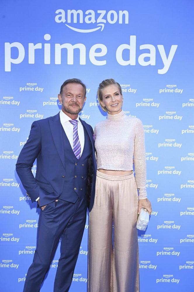 Edyta Pazura uciekła z Polski. Zamiast w sukienkę wskoczyła w kołdrę!