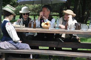 Sami swoi. Początek. Filmowy kręcili sceny w Muzeum Wsi Kieleckiej w Tokarni