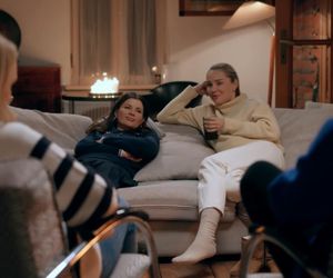 	Przyjaciółki 25 sezon odc. 292. Anka (Magdalena Stużyńska), Inga (Małgorzata Socha), Patrycja (Joanna Liszowska), Dorotka (Agnieszka Sienkiewicz)