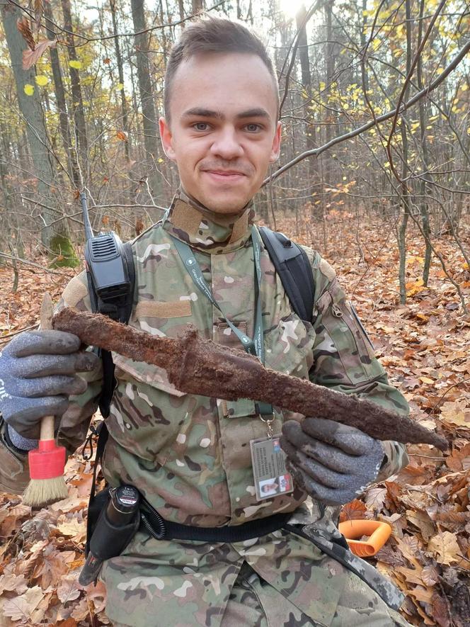 Orzełek i bagnet kolejne skarby w starachowickich lasach