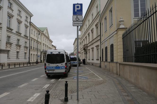 Koniec dyskryminacji mniejszych zawodów medycznych