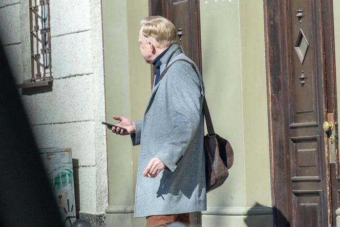 Arkadiusz Janiczek wychyla małpkę w samo południe