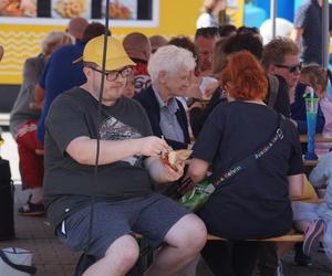 Food Truck Festivals 2023 w Bydgoszczy. Wyjątkowe restauracje zaparkowały pod Torbydem [ZDJĘCIA]