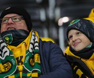 Kibice GKS Katowice na meczu z Piastem Gliwice 8.11.2025