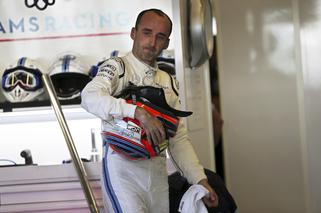 Tak Kubica kieruje chorą ręką