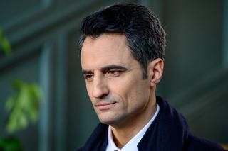 Barwy szczęścia, odc. 2263: Stawicki (Piotr Borowski)