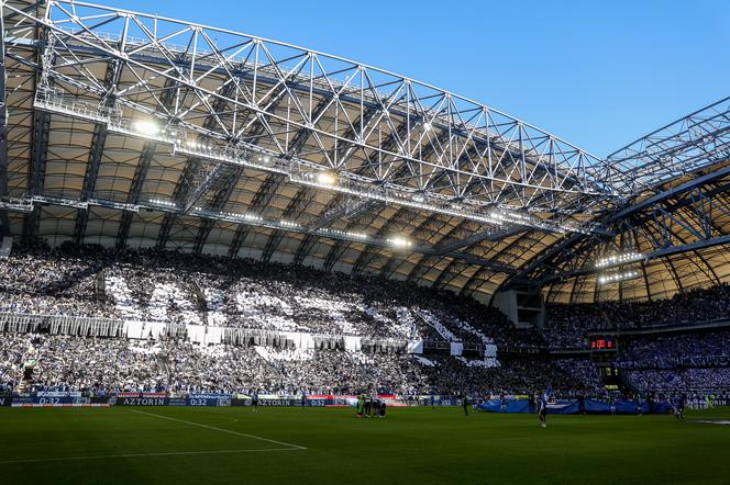 Lech Poznań - Legia Warszawa. Zdjęcia kibiców