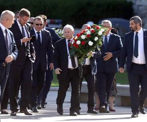 Na Wawelu msza w 73. rocznicę urodzin Lecha Kaczyńskiego