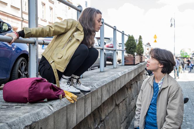 Papiery na szczęście, odcinek 8, Marysia (Julia Latosińska), Maks (Jakub Gąsior)