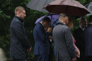 Morawiecki pod ochroną na miesięcznicy 